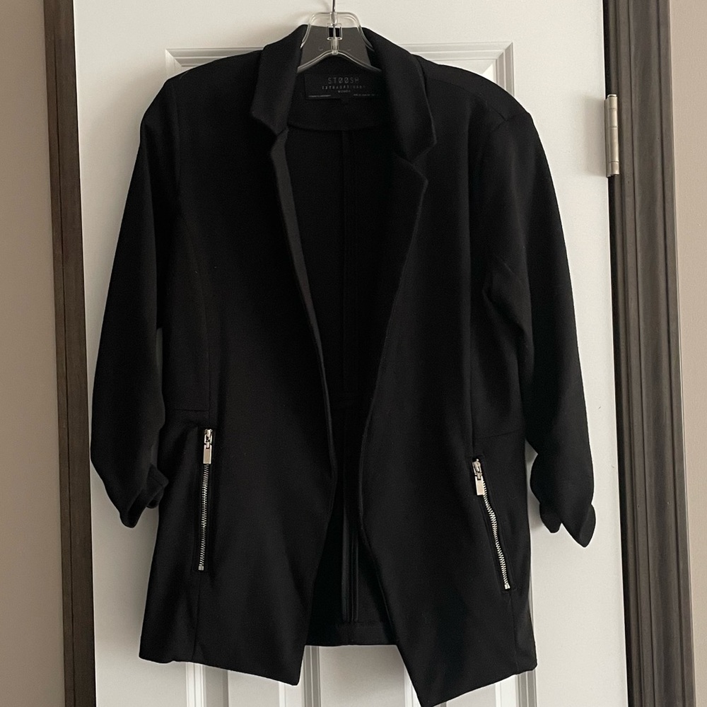 Stoosh Extraordinary Fitted 3/4 Sleeve Blazer —Medium
